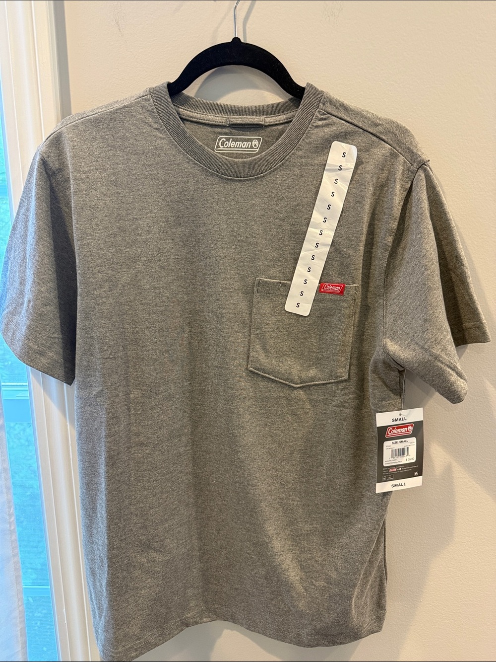 Coleman Gray Short Sleeve Pocket Tee size small